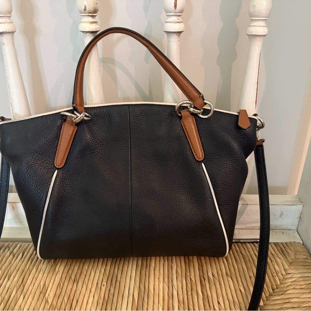 Coach Black Leather Bag with Brown Trim and White Piping - Picture 3 of 7